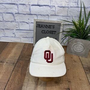 Vintage Corduroy Oklahoma Sooners SnapBack Hat white.